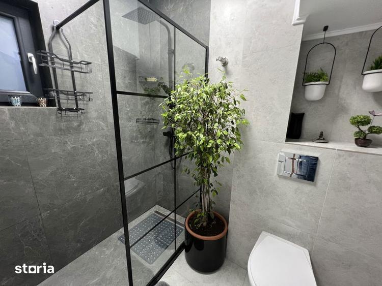 Casă cu 4 camere cu Teren 169 Mp în Central