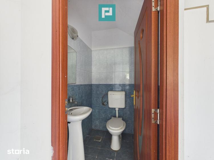Casă cu 6 camere cu Canalizare în Șega