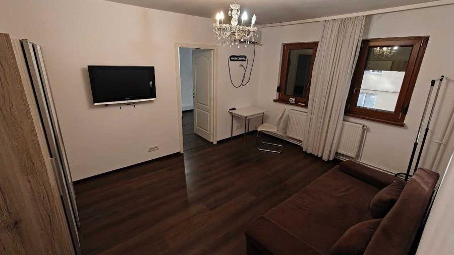 Apartament cu 2 camere semidecomandat în Șagului