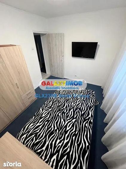 Apartament cu 3 camere semidecomandat în Central