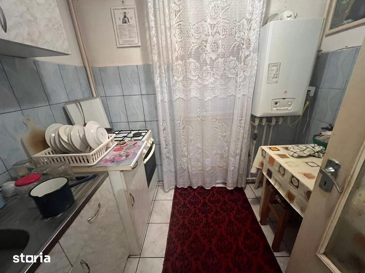 Apartament cu 3 camere în Micro 38