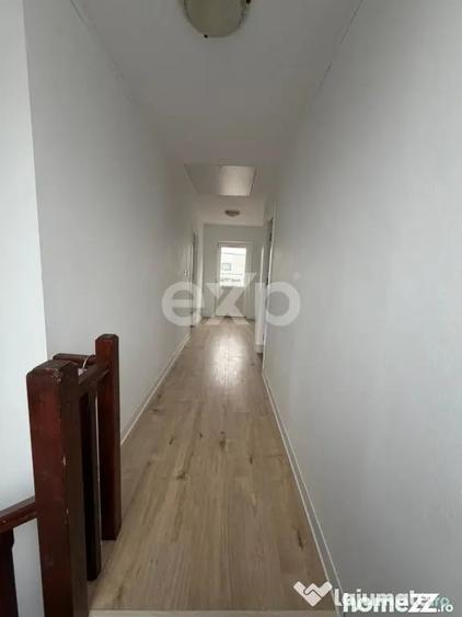 Casă cu 3 camere cu Teren 350 Mp în Craiovei