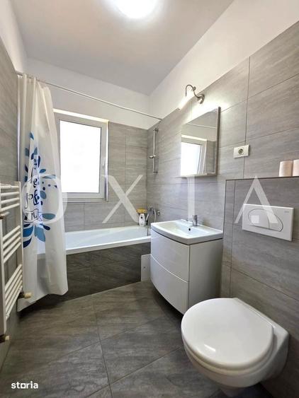 Apartament cu 3 camere decomandat în Buziașului