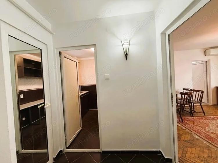 Apartament cu 3 camere decomandat în Nicolae Titulescu