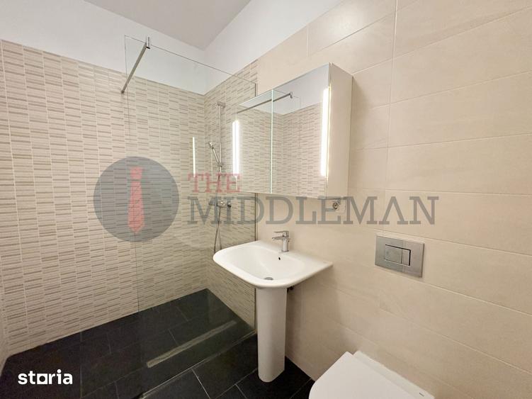 Apartament cu 4 camere decomandat în Pipera