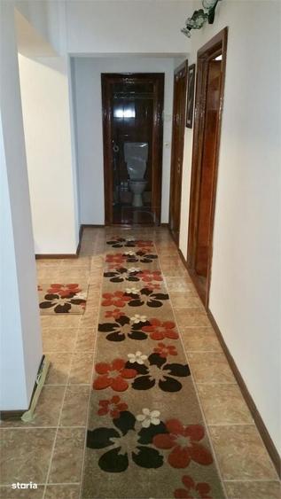 Apartament 3 camere Complexul Studentesc 95 mp Spatios - 2