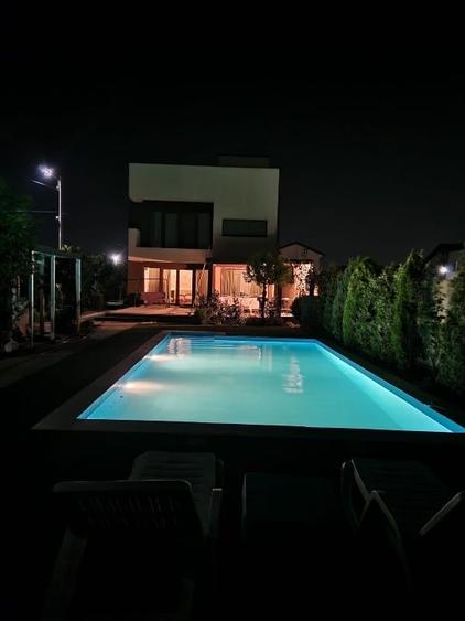 Casă individuală cu 4 camere cu Canalizare în Fundeni