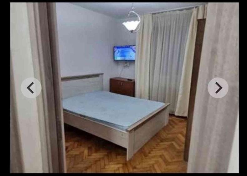Apartament cu 2 camere semidecomandat în Craiovei