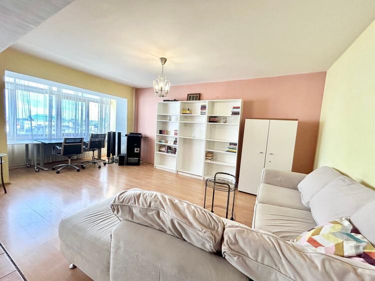 Apartament cu 3 camere decomandat, mobilat în 1 Mai