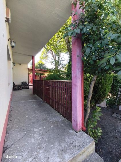 Casă cu Teren 250 Mp în Central
