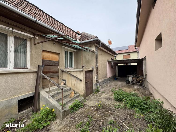 Casă cu 3 camere cu Teren 300 Mp în 14 Mai