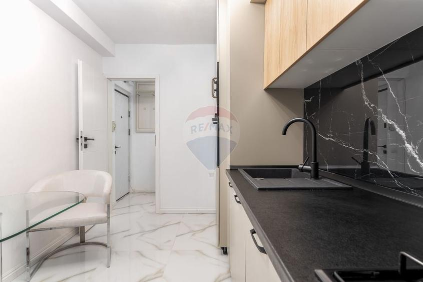 Apartament cu 2 camere semidecomandat, mobilat în Pantelimon