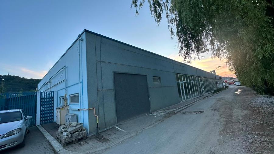 Spațiu comercial, de 1,236 mp, în Govândari