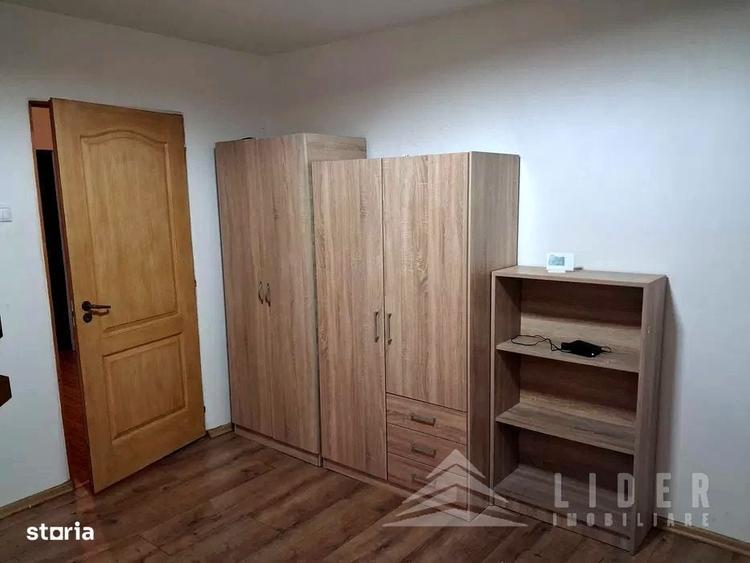 Garsonieră decomandată în Est