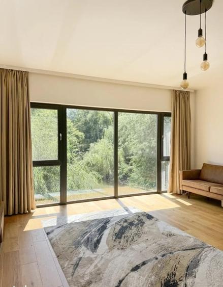 Apartament cu 3 camere în Băneasa