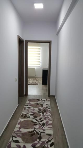Apartament cu 2 camere decomandat în Păcii