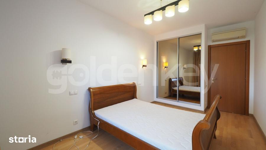 Casă cu 7 camere cu Teren 250 Mp în Central