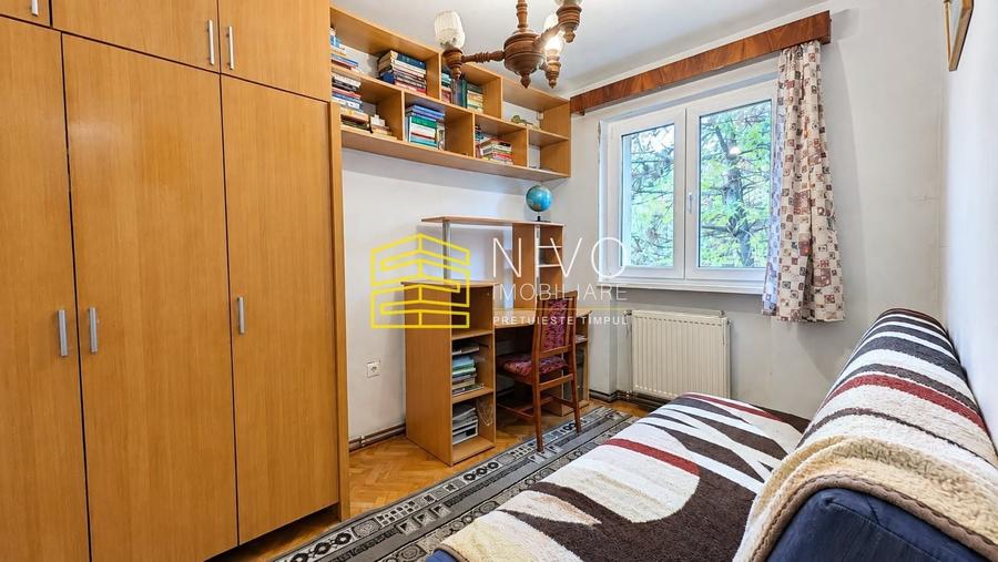 Apartament cu 3 camere semidecomandat, mobilat în Tudor