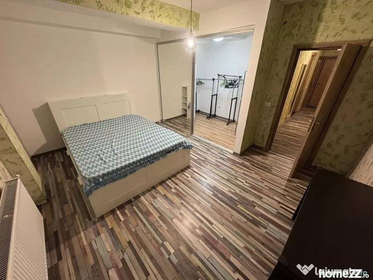 Apartament cu 2 camere decomandat în Casa de Cultură