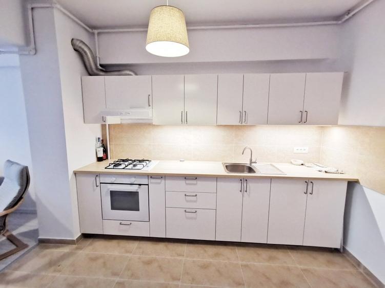 Apartament cu 2 camere semidecomandat, mobilat în Lacul Morii