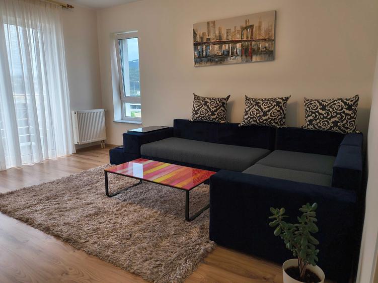 Apartament cu 2 camere decomandat în Avantgarden