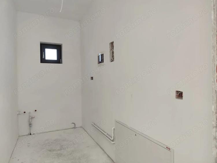 Casă cu 4 camere cu Teren 533 Mp în Sântandrei