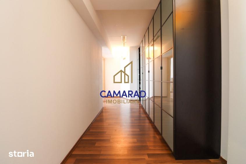 Apartament cu 3 camere în Vitan