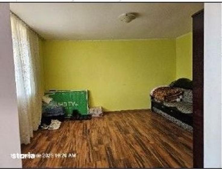 Casă cu 4 camere cu Teren 1230 Mp în Lunca