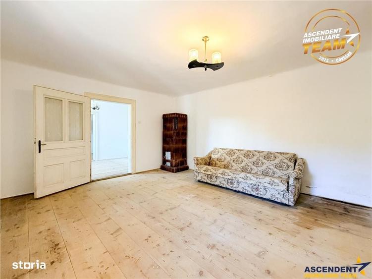 Casă cu 4 camere în Araci
