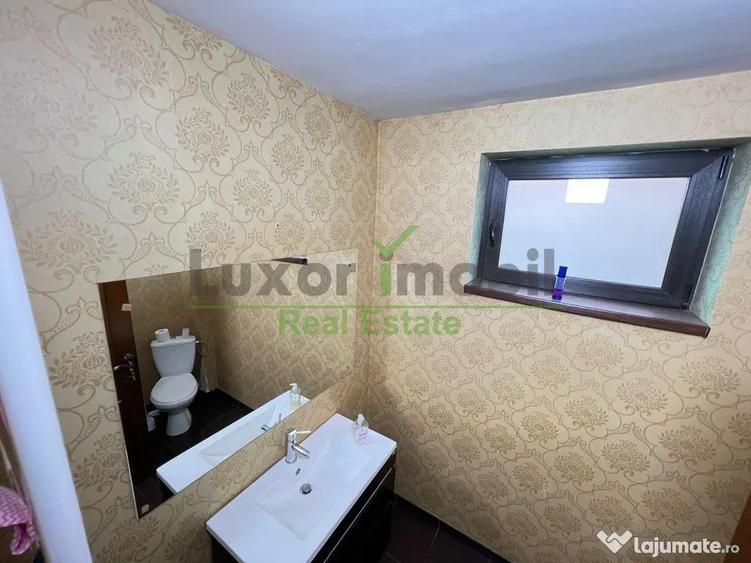 Casă cu 8 camere cu Teren 800 Mp în Bucium