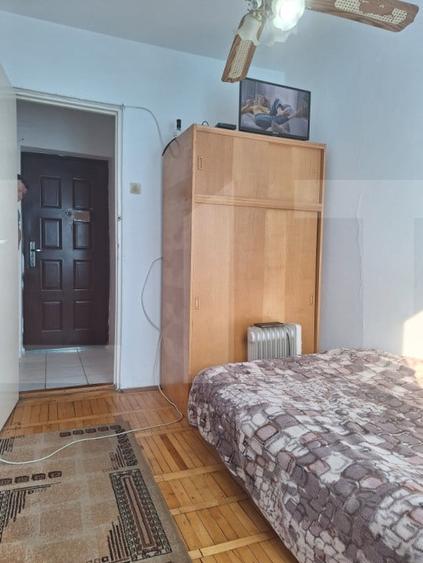 Apartament cu 3 camere semidecomandat, mobilat în Șagului