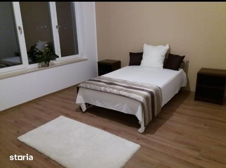 Casă cu 5 camere cu Canalizare în Dumbrăvița