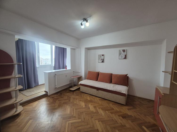 Apartament cu 2 camere decomandat în Dacia