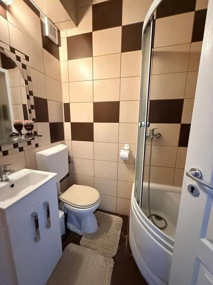 Apartament cu 3 camere decomandat în Nord