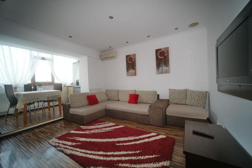 Apartament cu 2 camere decomandat, mobilat în Micro 19