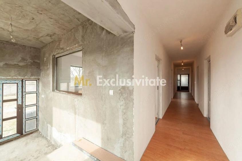 Casă cu Teren 4563 Mp în Bughea de Sus