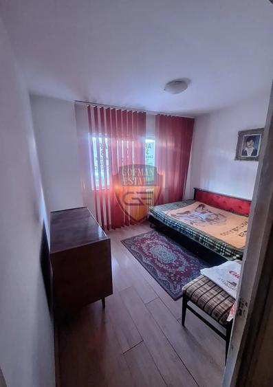 3 camere Inel II Eliberării 60mp parter 2 intrari gaze la usa pozitie comerciala - 1