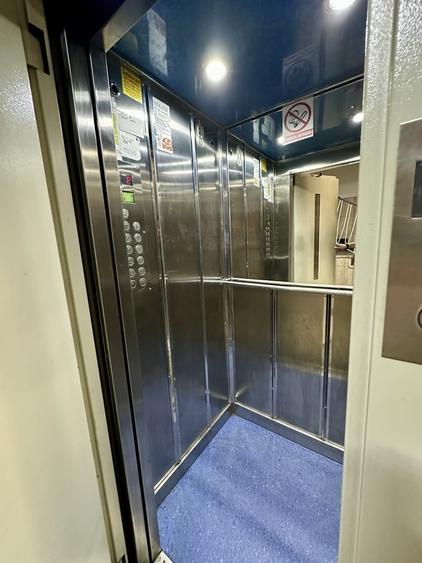 Apartament cu 3 camere decomandat în Prelungirea Ghencea