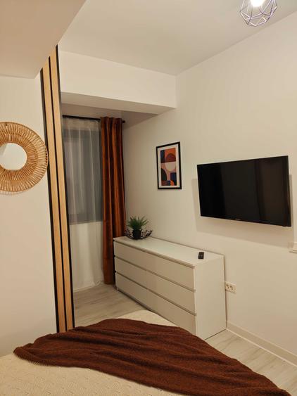 Apartament cu 2 camere semidecomandat în Central