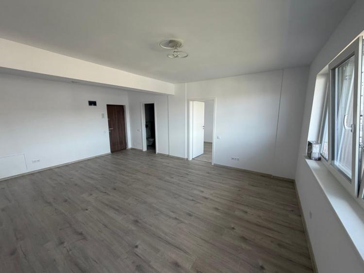 Apartament cu 2 camere semidecomandat în Florești — fotografia 3