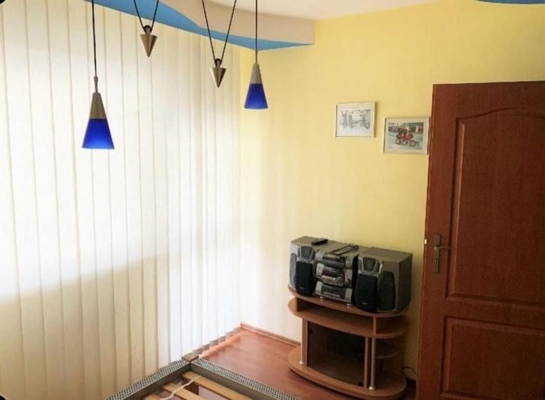 Apartament cu 3 camere semidecomandat în Ultracentral