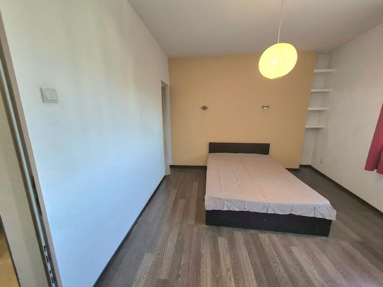 Apartament cu 2 camere semidecomandat în Florești