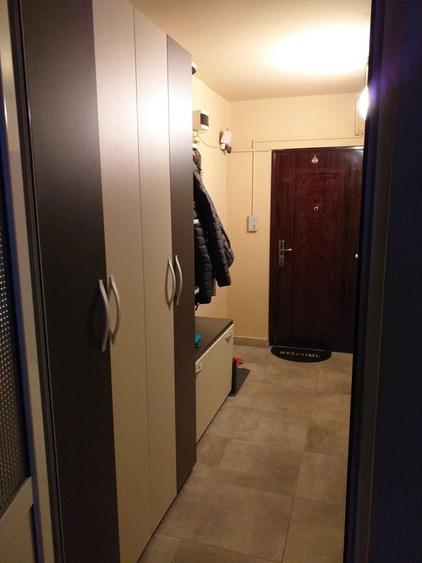 Apartament cu 2 camere semidecomandat în 6 Vânători