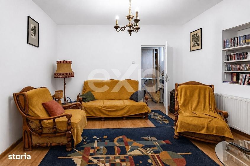 Casă cu 3 camere în Ronaț