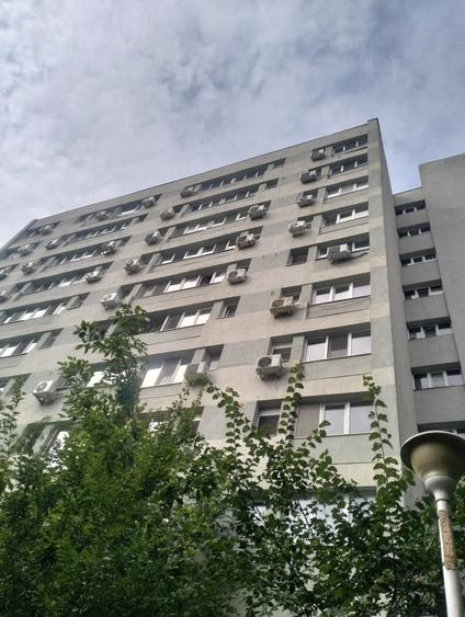 Garsonieră semidecomandată în Titan