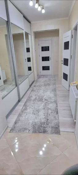 Apartament cu 3 camere decomandat în Militari