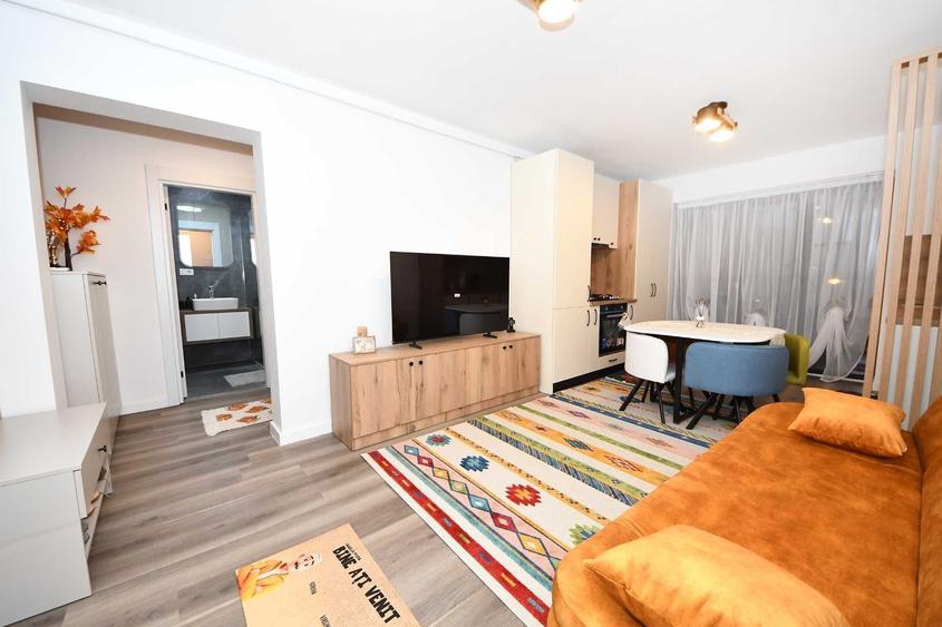 Apartament cu 2 camere decomandat în Central