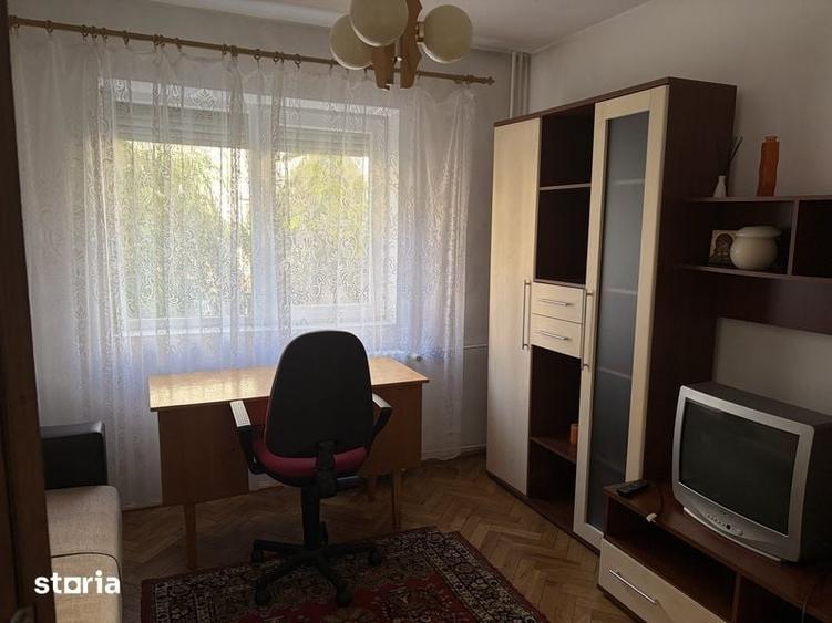 Apartament cu 3 camere în Calea Aradului