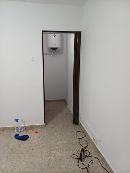 Spațiu comercial, de 17 mp, în Militari