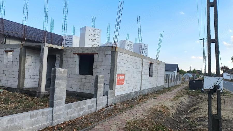 Casă cu Teren 558 Mp în Central